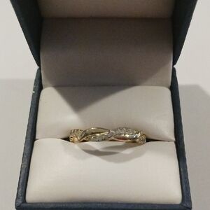 Gold Twisted Band Ring with Clear Stones - Women's Jewelry